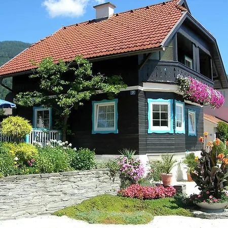 Haus Thon *