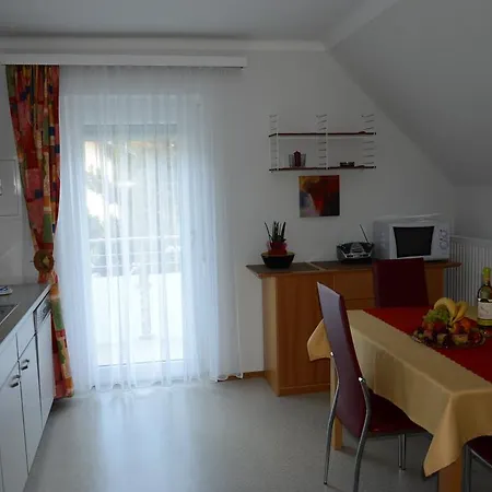 豪斯顿公寓 博登斯多夫