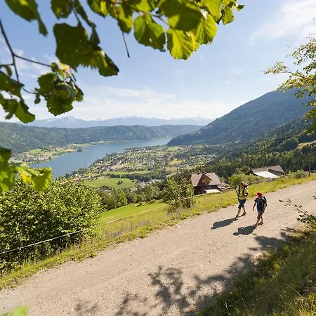 豪斯顿公寓 公寓 博登斯多夫