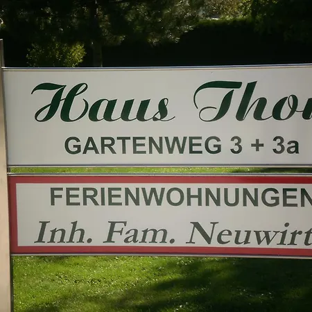 Haus Thon Apartamento