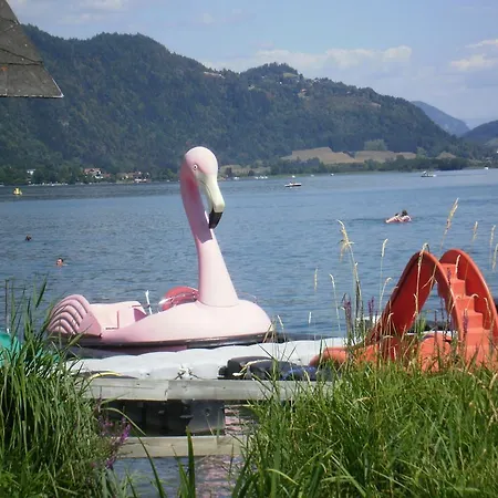 豪斯顿公寓 公寓 博登斯多夫